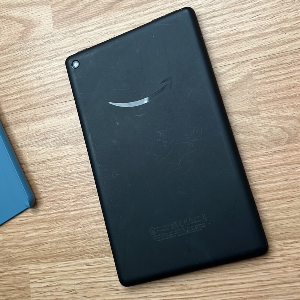 Amazon fire tablet - Picture 3 of 10